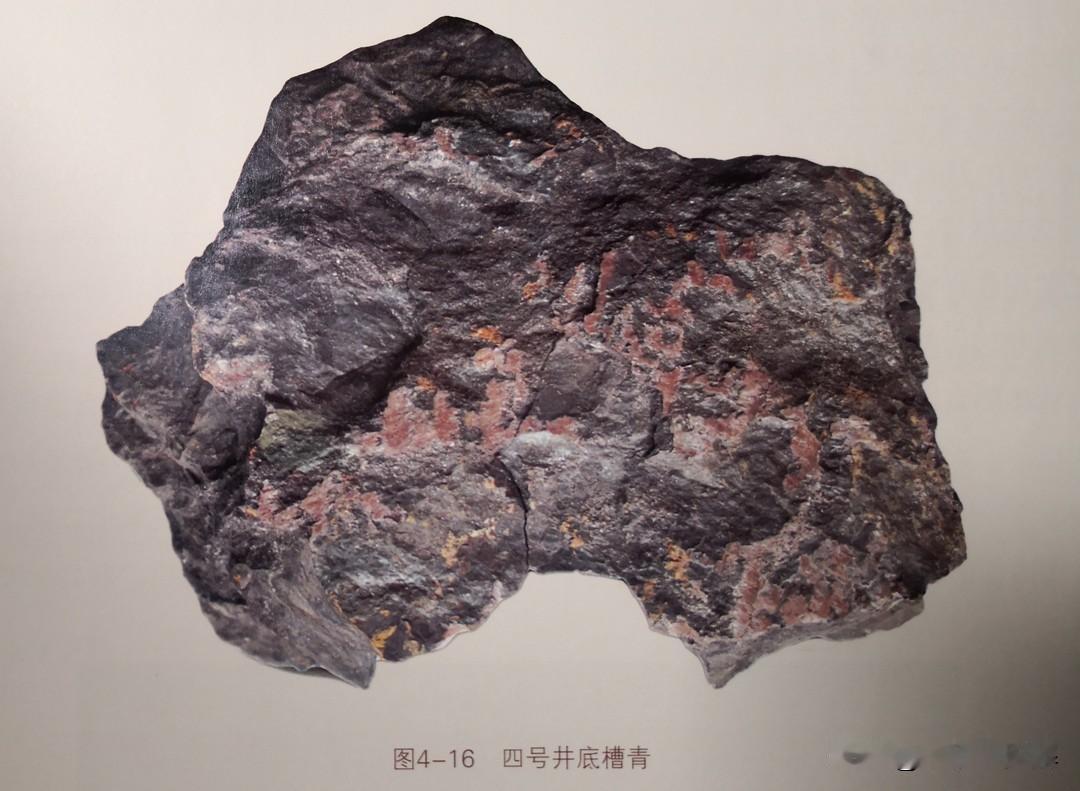 底槽清怎么挑？玩壶多年，我只看这几点
玩紫砂久了，底槽清总被说得神乎其神。其实它