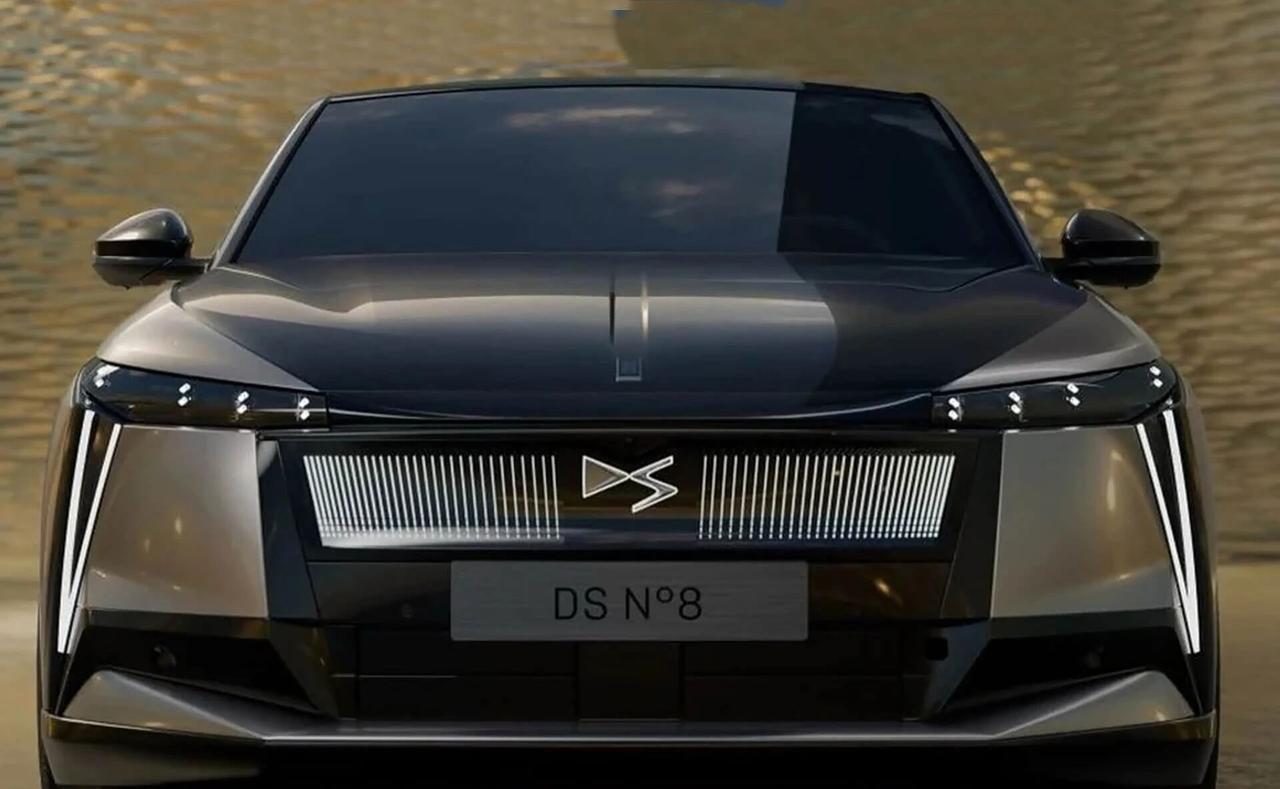 法国总统同款座驾！火出圈的DSN8度，到底有多绝？——法国总统专属座驾！普通版已