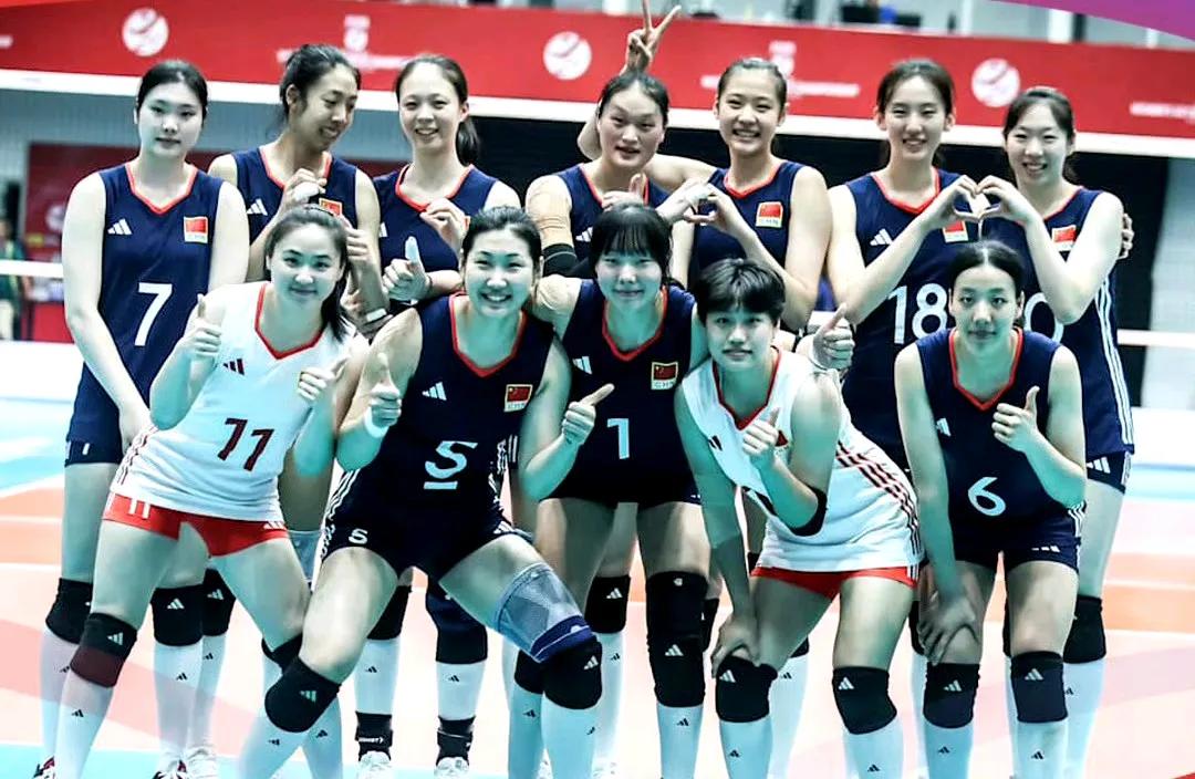 今天，U21女排世锦赛小组赛B组第三轮中，中国U21女排直落三局3-0（25-1