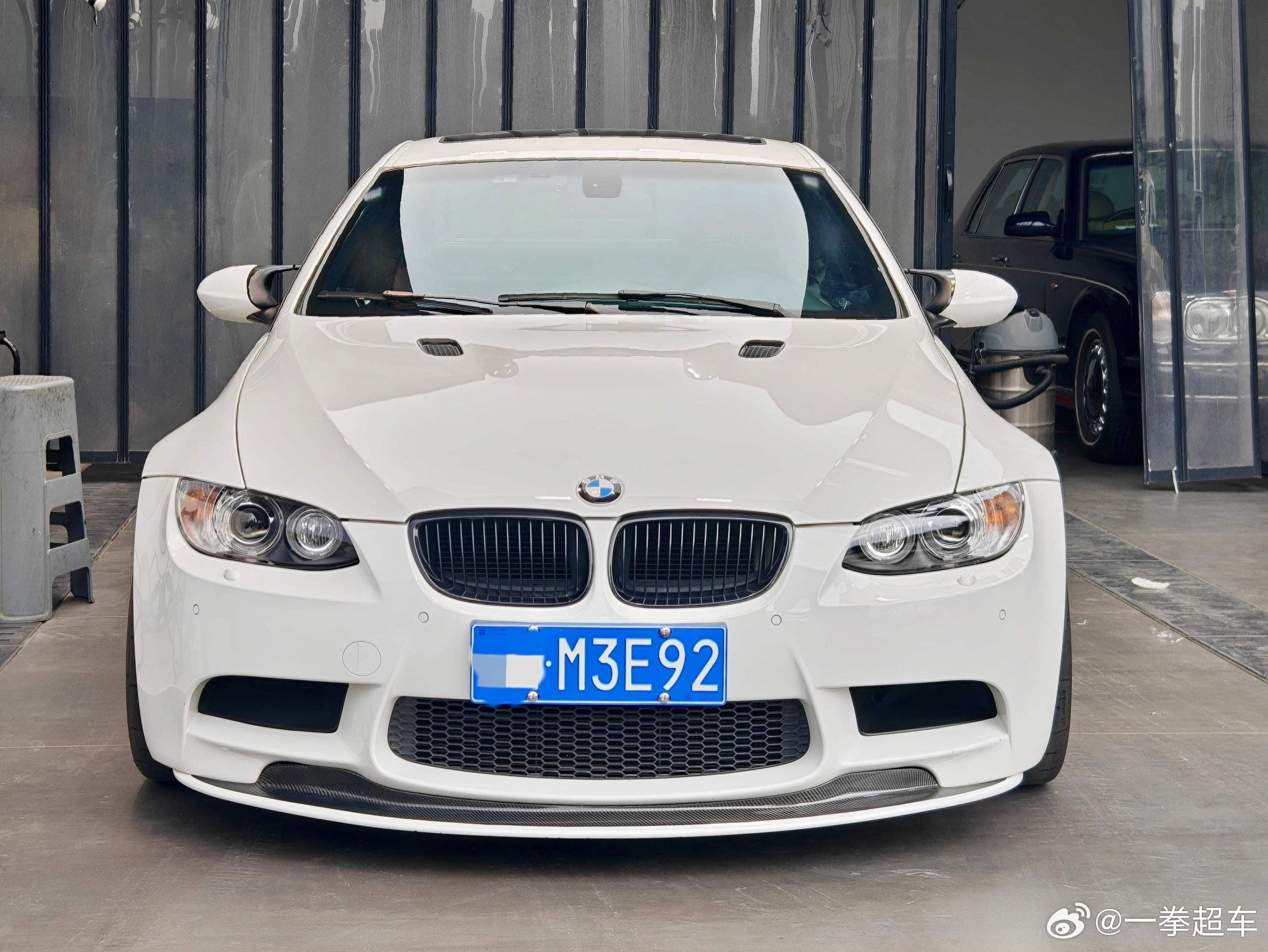 E92太耐看了，越看越好看，我心中最好看的m3/4，这个车牌绝了