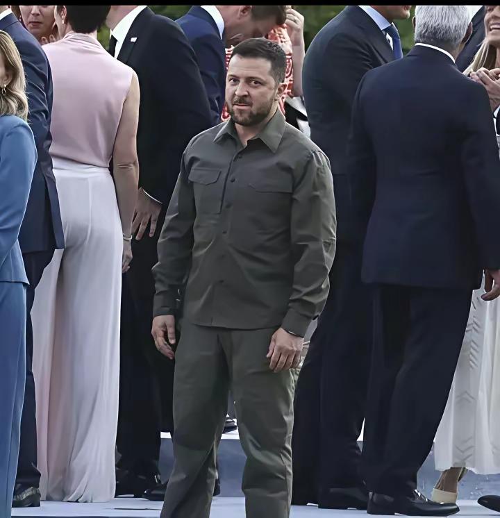 生死60天，乌克兰进入破产倒计时。
乌克兰财政部4月20号报告显示，国库可用资金