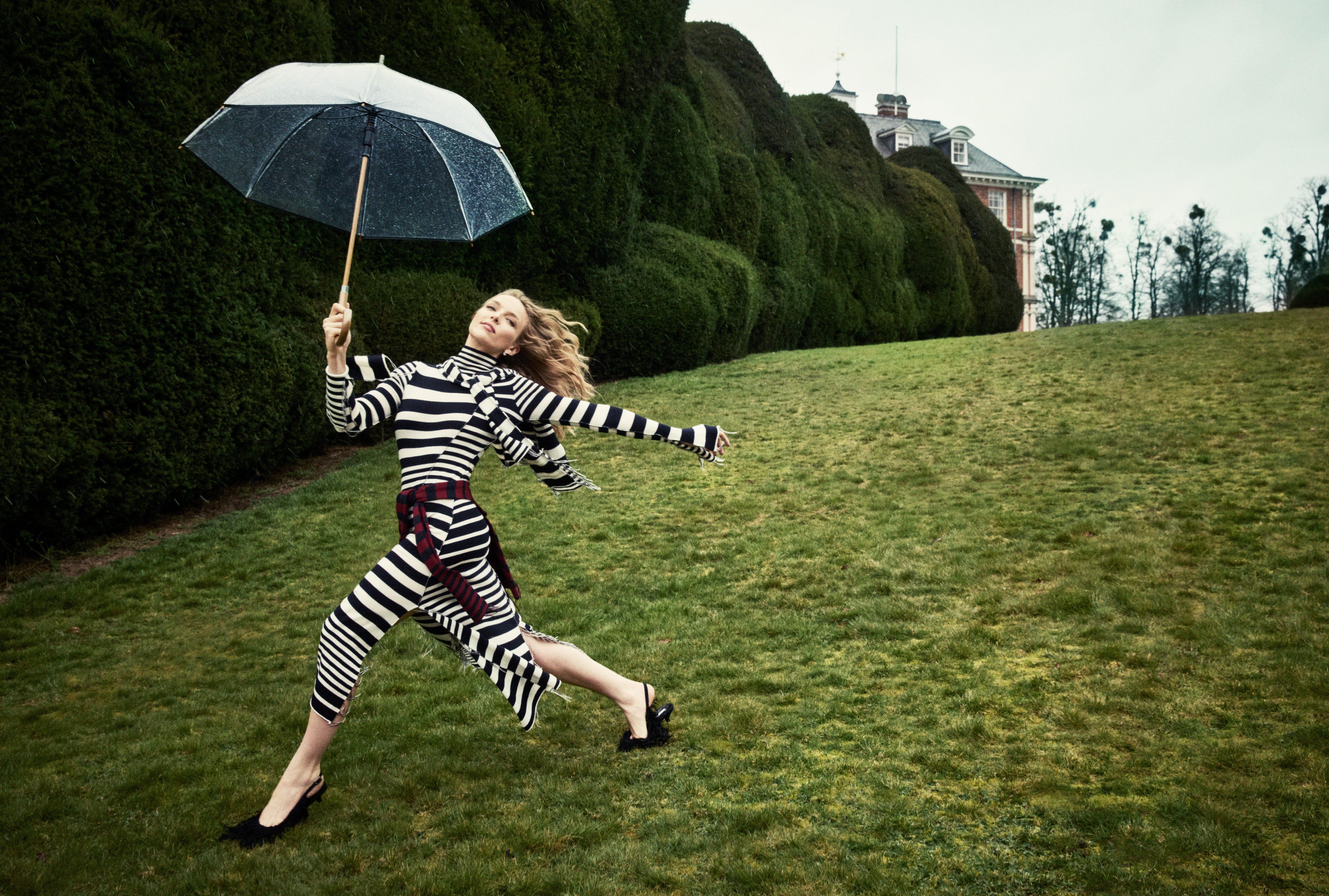 美翻！啾迪Jodie Comer朱迪科默登上英国《Harper‘s BAZAAR