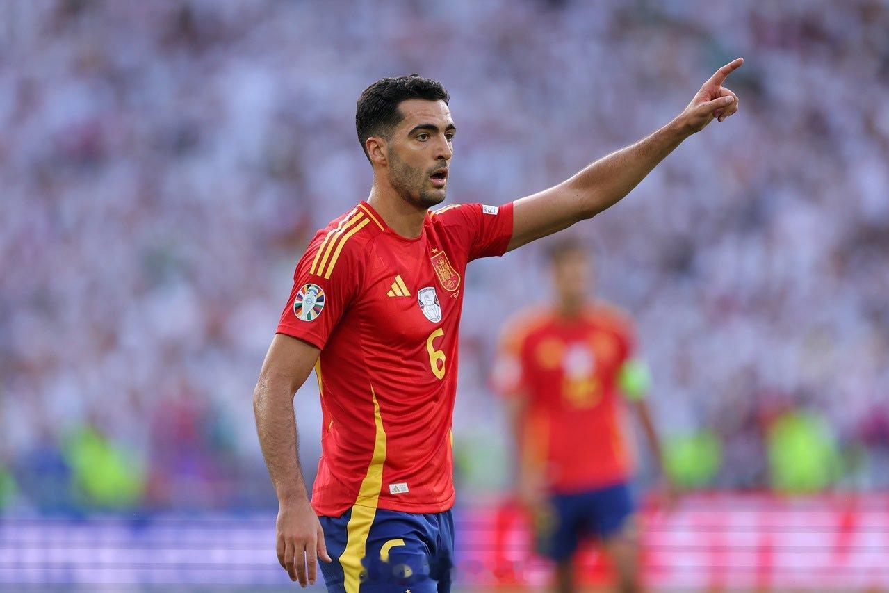 马竞内部存在一些分歧，西蒙尼更喜欢梅里诺，而贝尔塔更喜欢加拉格尔。（as） #马