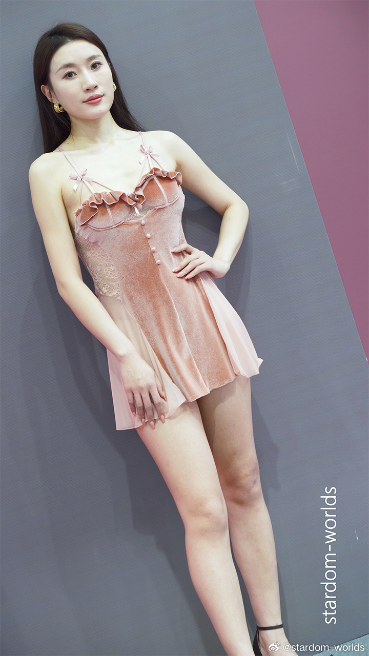 模特深圳国际内衣展siuf2025 SIUF 2025深圳内衣展D2 圣迪亚丝2