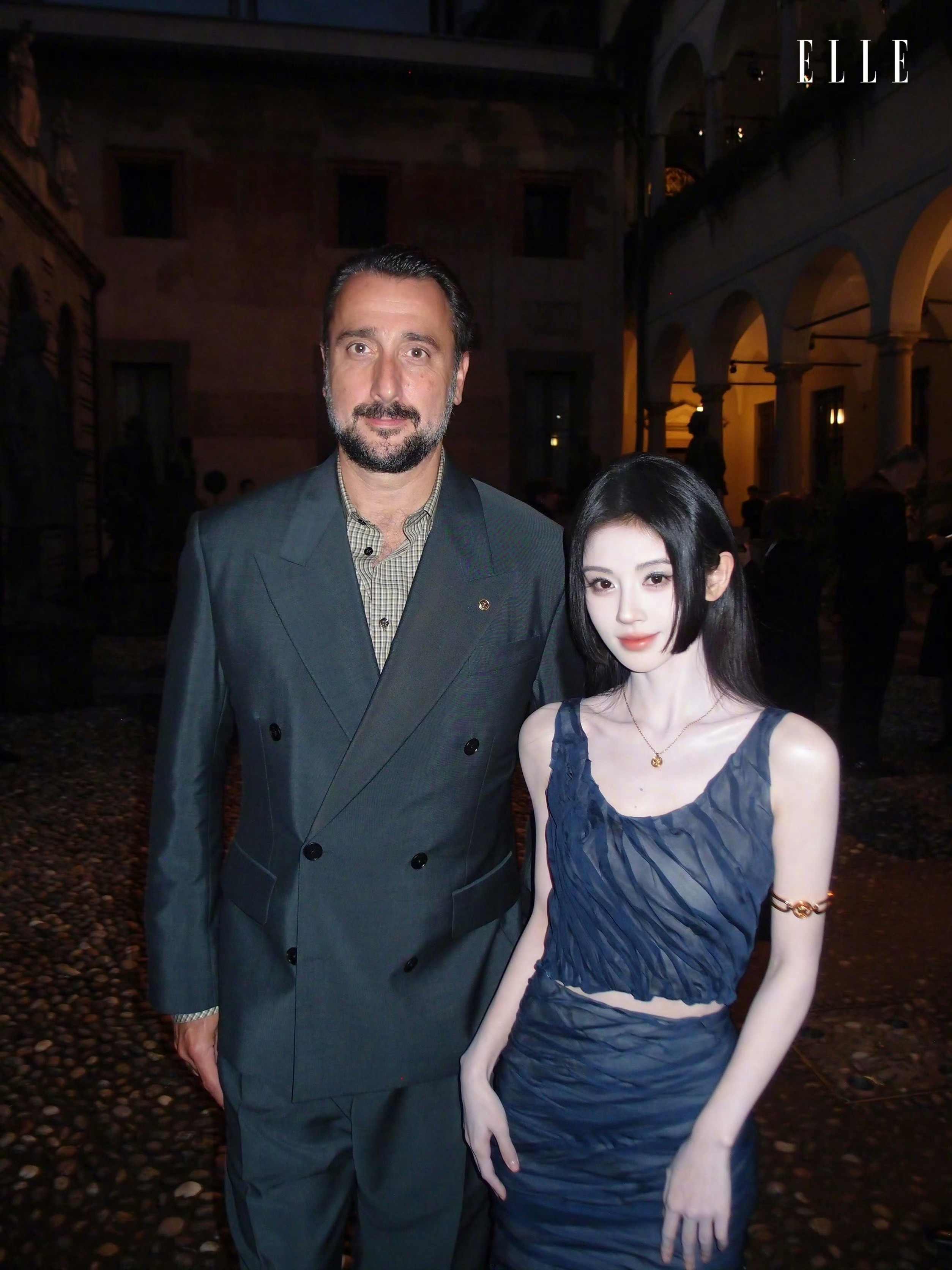 鞠婧祎解锁ELLE女刊   恭喜 