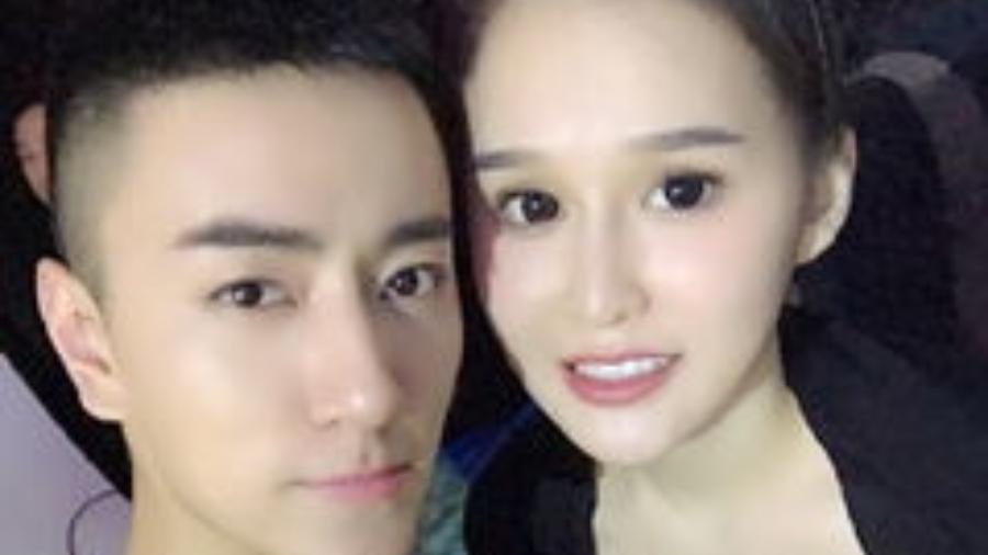 你知道吗？赵本山女儿球球（赵珈萱）近日在直播中正面回应了“网络乞丐”的争议标签。