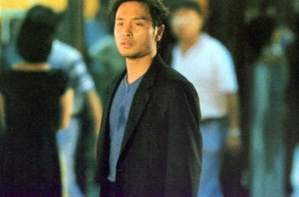 《倩女幽魂》《春光乍泄》与《星月童话》里的张国荣今天是哥哥去世23周年的日子，继