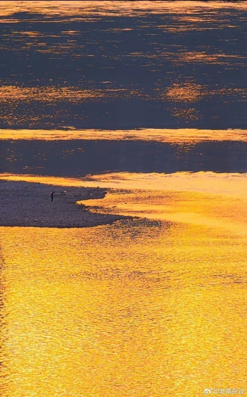 人到中年，方懂「和其光，同其尘」人到中年，走过半生风雨，才真正读懂老子《道德经》