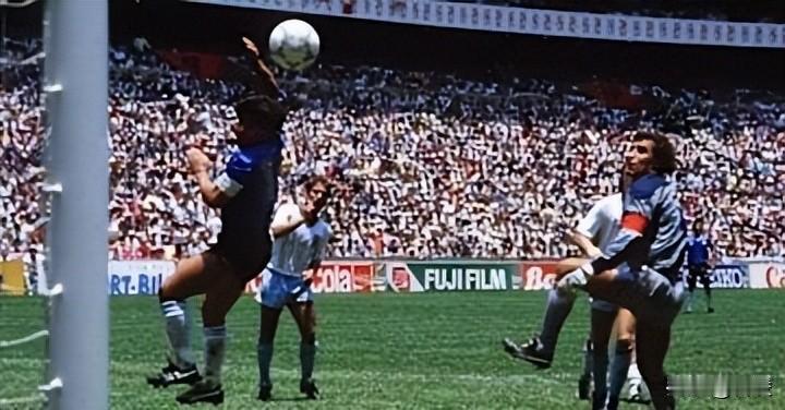 1986世界杯：马拉多纳的封神名场面，上帝之手的由来！

迭戈阿曼多马拉多纳，1
