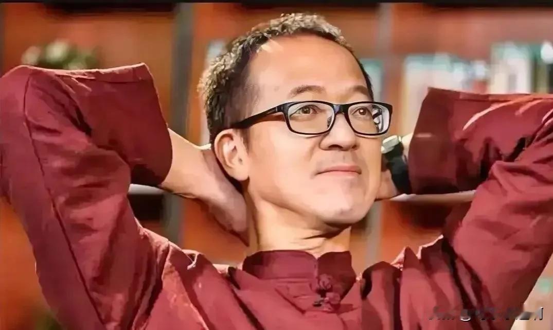 俞敏洪说：“一个人如果八面玲珑，能说会道，特别会来事，这个人根本不是情商高。真正