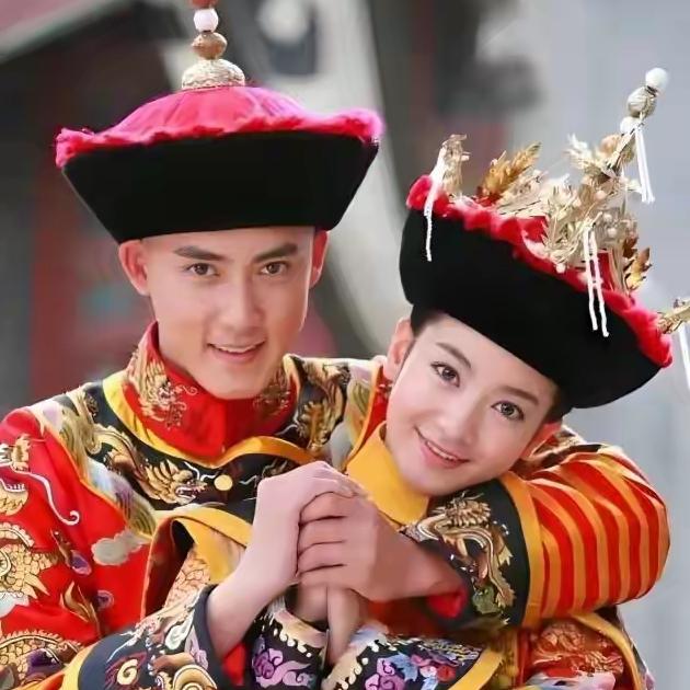 永琪护知画伤透小燕子她转身嫁民间画师多年后女儿嫁入皇室…
 
谁能想到，那个在漱