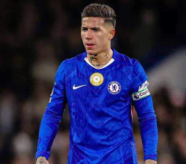 联赛4连败！切尔西0-1曼联先赛落后欧冠区4分 库尼亚制胜B费助攻4月19日讯 