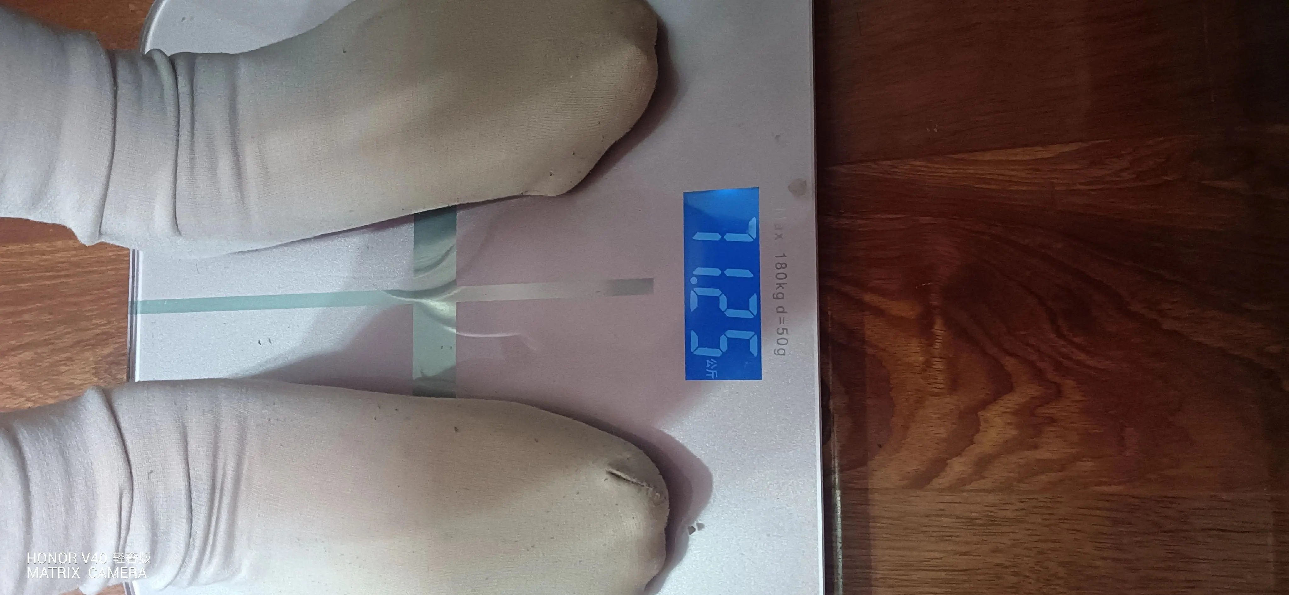 第一天减肥打卡 你敢上秤吗