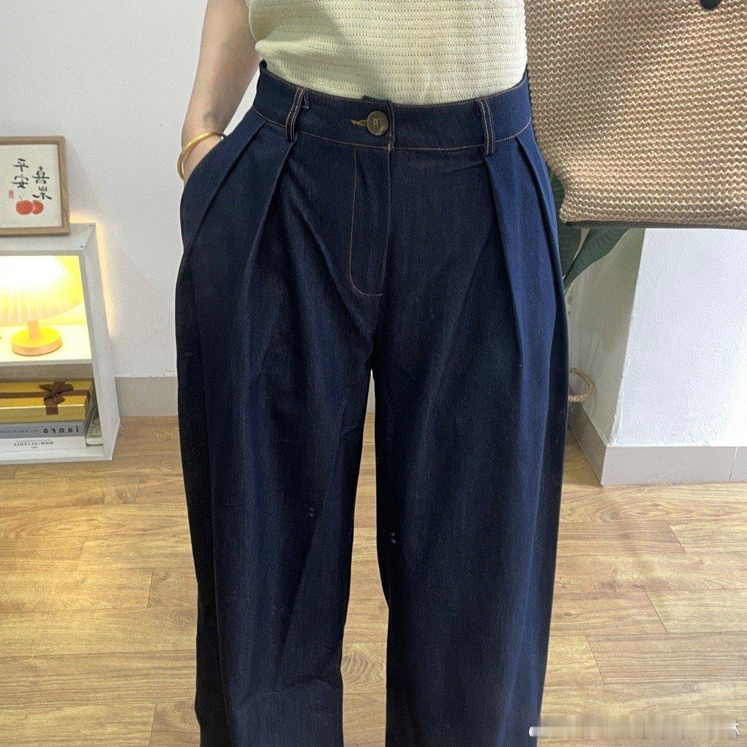 6🈷️26日晚20：00新品上新限时85折冰丝面料具有良好的透气性、吸湿性和散