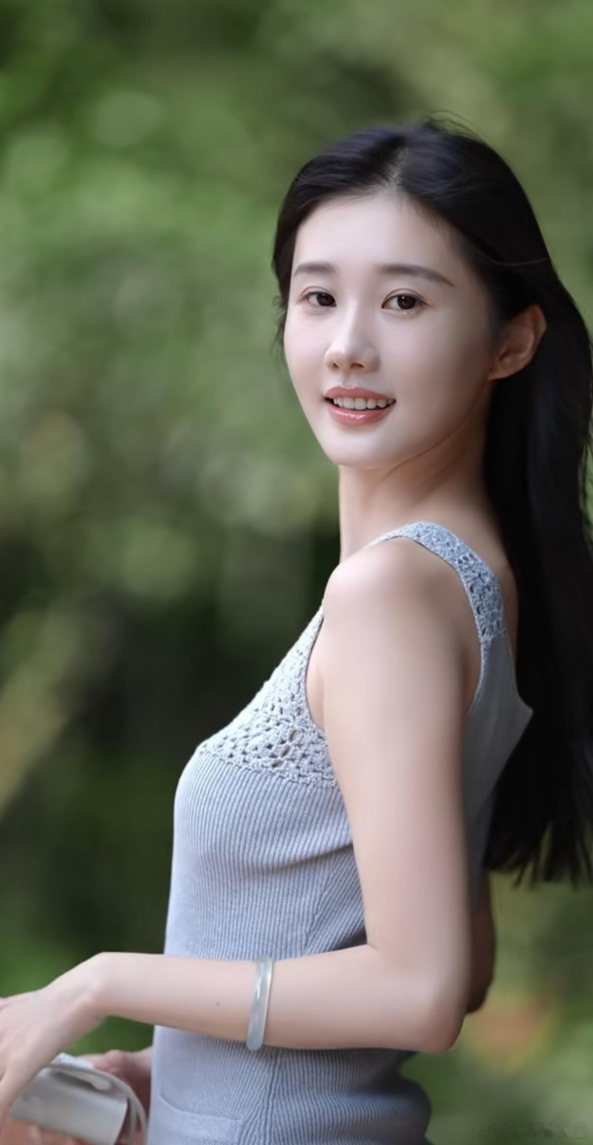 美女