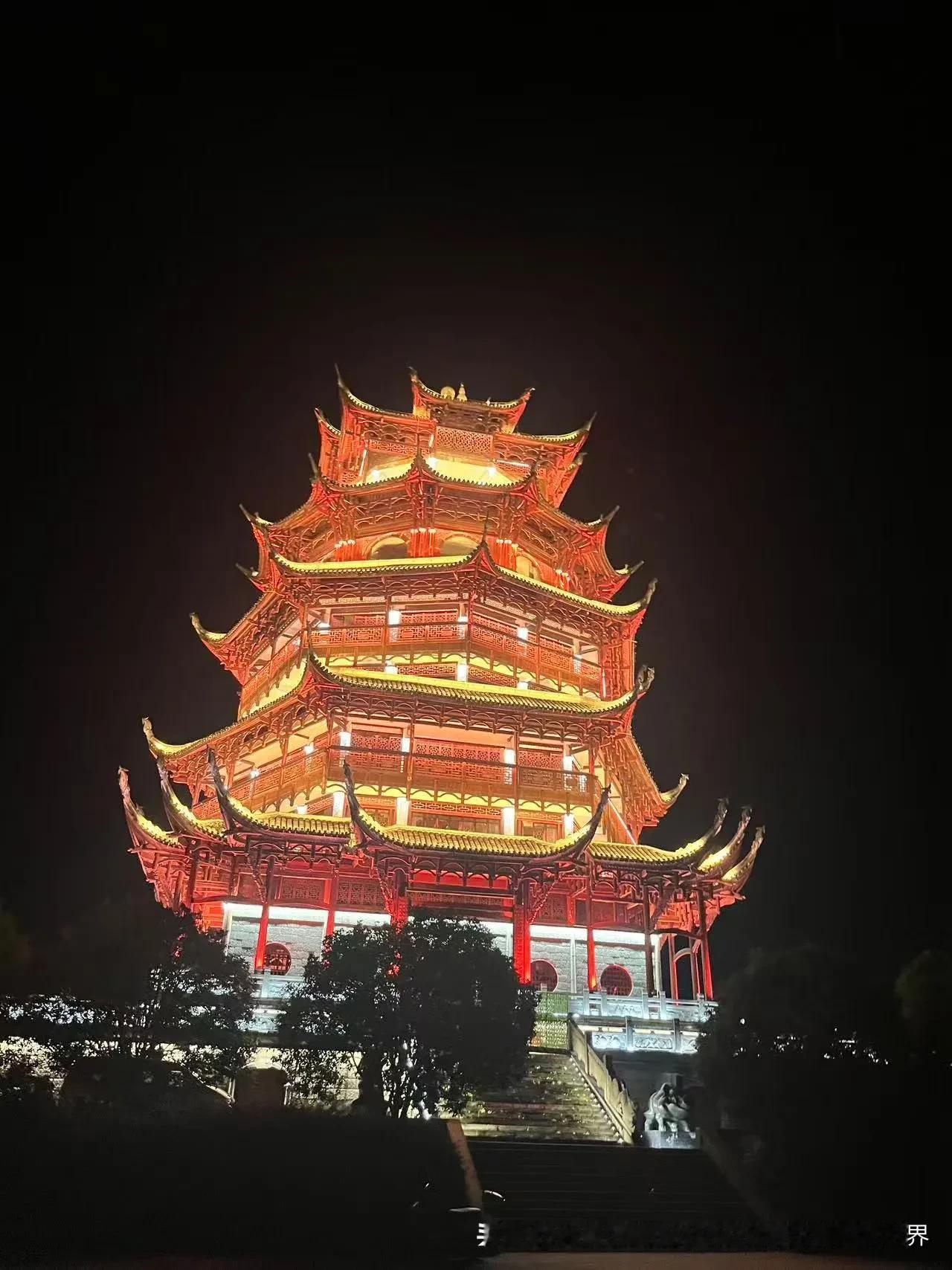 登高望远，看到的风景只有适配自己的才是最好的。