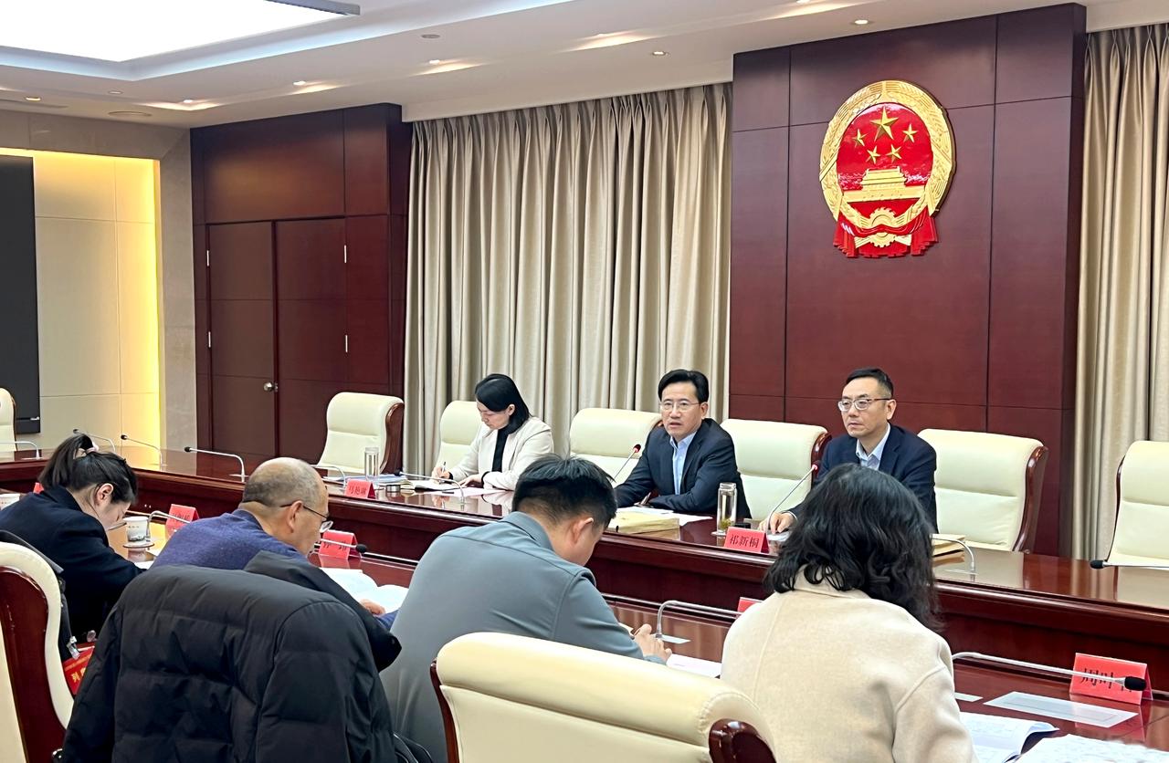 江苏盐城：市九届人大常委会第三十四次会议列席代表座谈会召开
12月23日，市九届