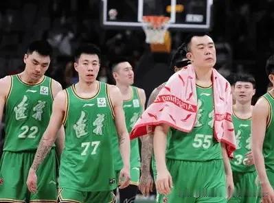 广东基本要出局，三点理由，回沈阳不可能赢，提前恭喜辽宁和新疆进决赛，杜锋空欢喜一