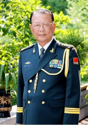 1987年，有退休高干实名举报解放军高官赵南起，他竟公然与境外人员来往密切，疑似