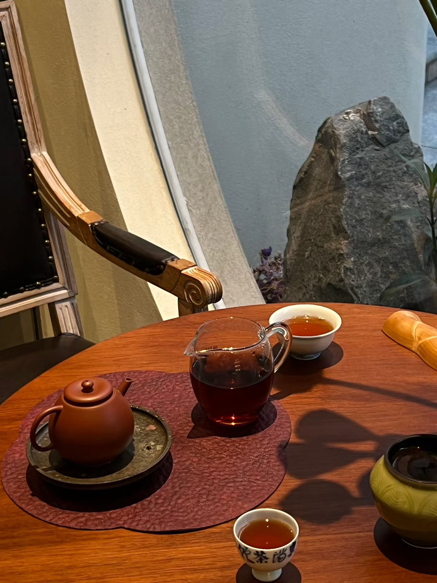 茶道  中国茶道的第一重精神，是“中和”。古人讲“中和”，听起来玄，其实就是“刚