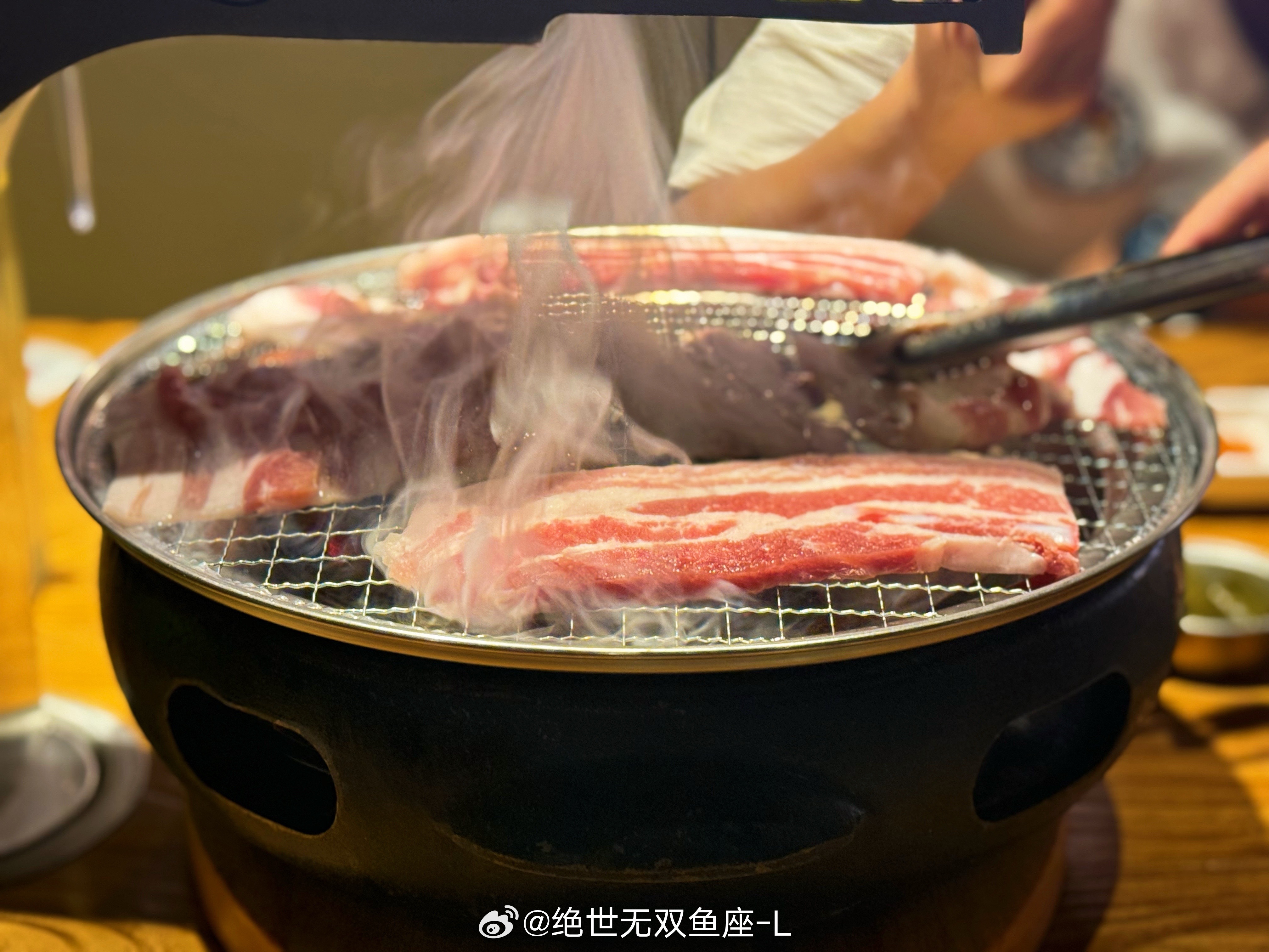 晚霞与烤肉🌄 