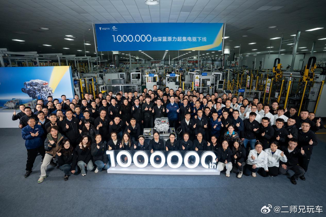 【深蓝跨过“3万俱乐部”门槛，技术积累开始兑现了吗？】3月，深蓝汽车全球销量达到