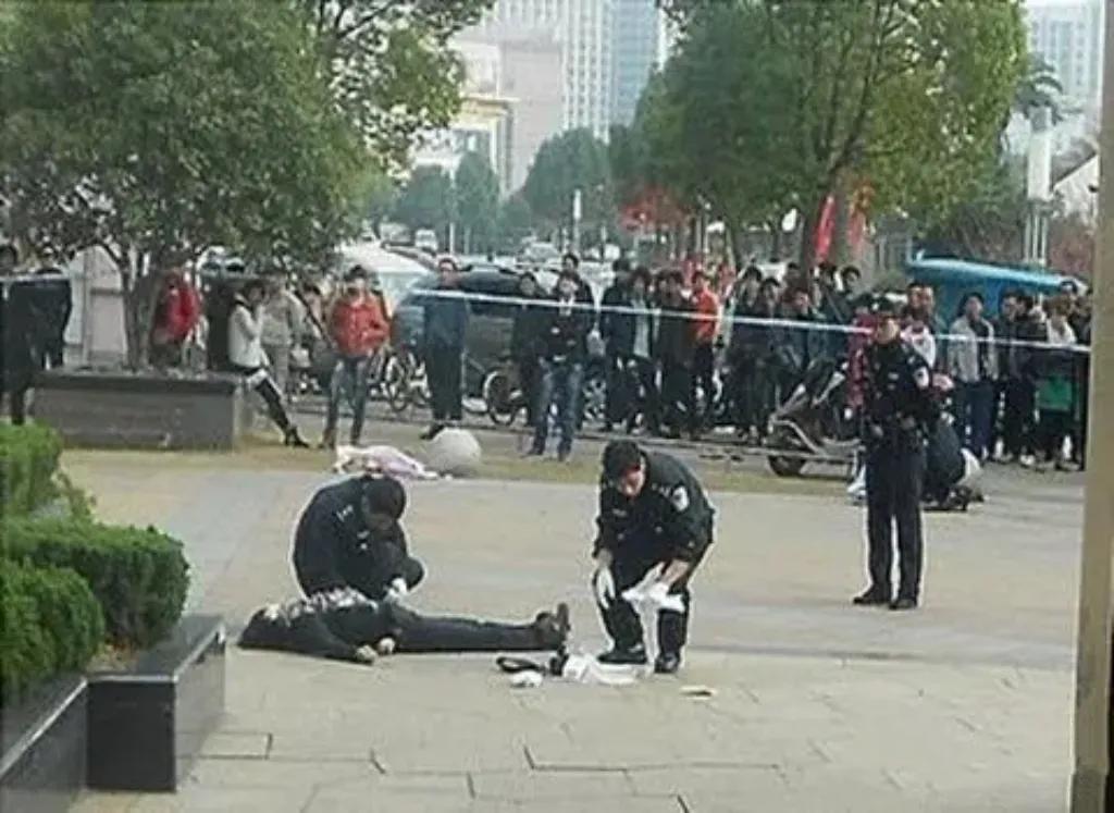 安徽凤台校园冲突事件：痛心与反思

近日，安徽省淮南市凤台县春晖学校发生了一起令