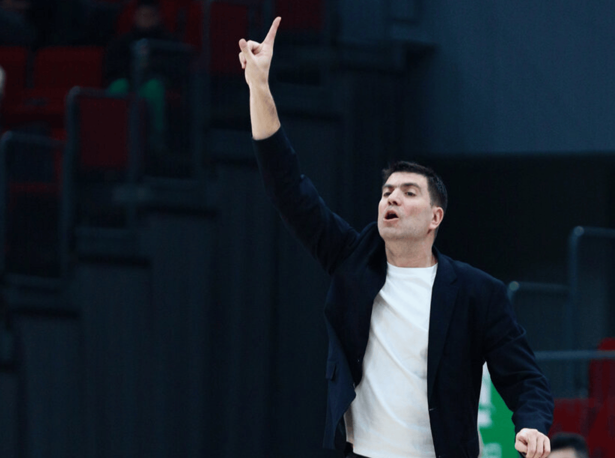 哈里斯：我在北京度过了5年，和北京队的每个人都有联系