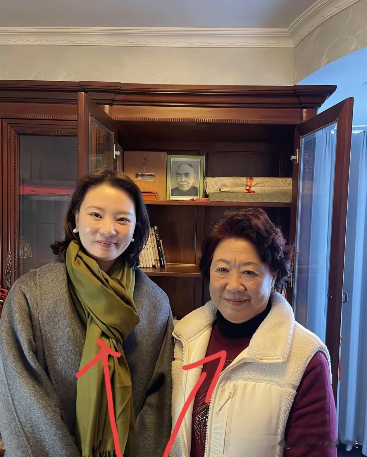 刘芳菲登门向庞叔令道歉了
不是因为节目需要炒作和迫于舆论压力，而是她坐车去了苏州