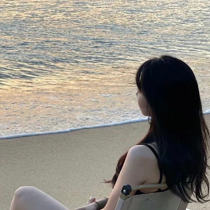 别人的尺子，量不了你的人生，别人的地图，也找不到你要走的路，生活终归是属于自己的