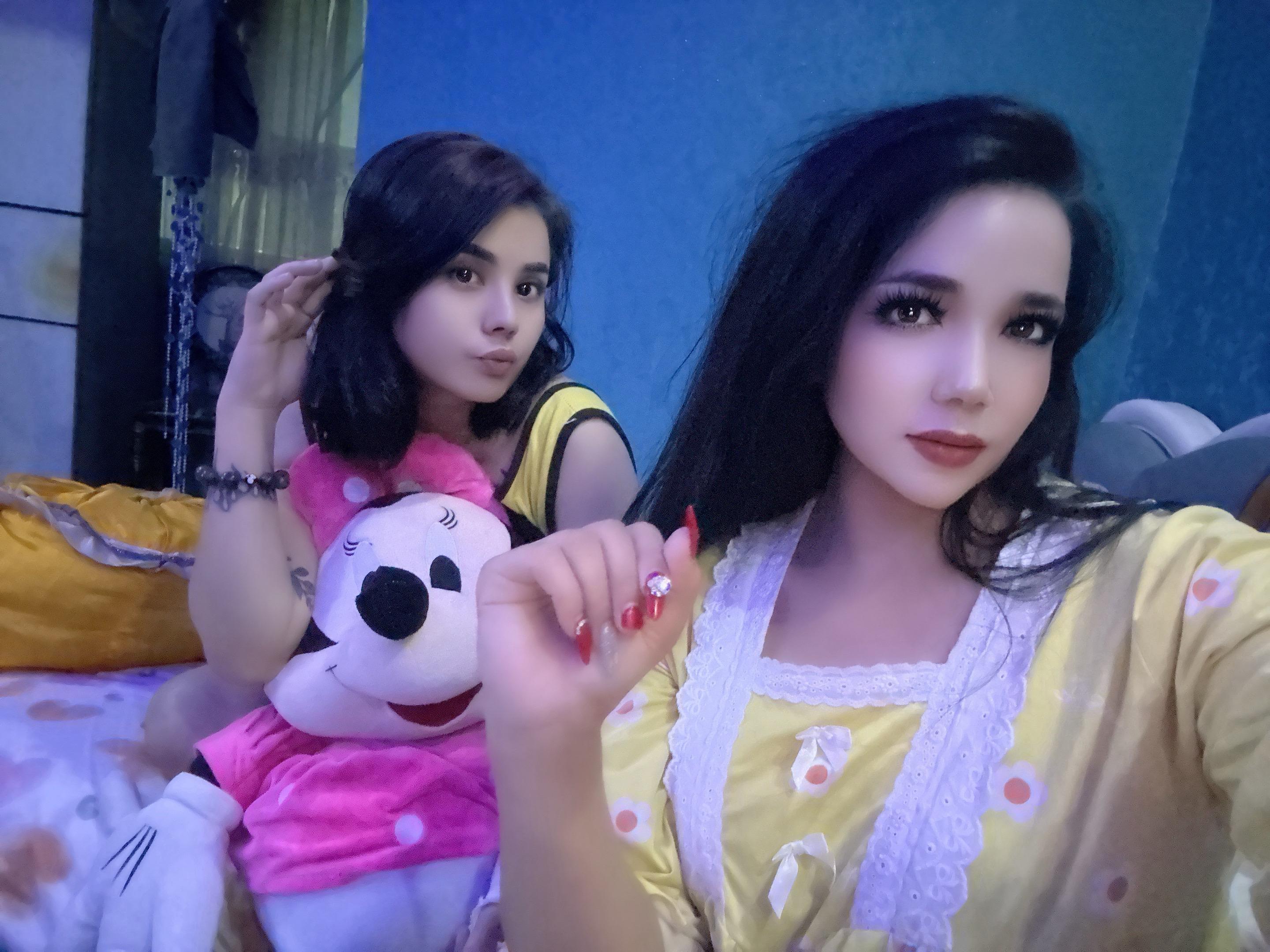 ئالدىمىزدا بىر خىل، كەينىمىزدە مىڭ ...