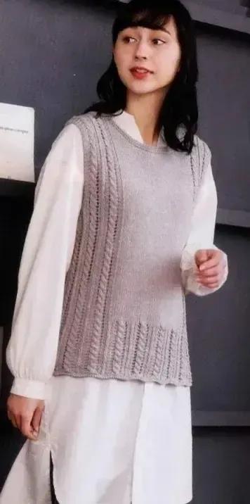 #宝藏兴趣攻略#
#爱生活爱编织#
#图解分享 存图棒针编织# 
同一个花样的两