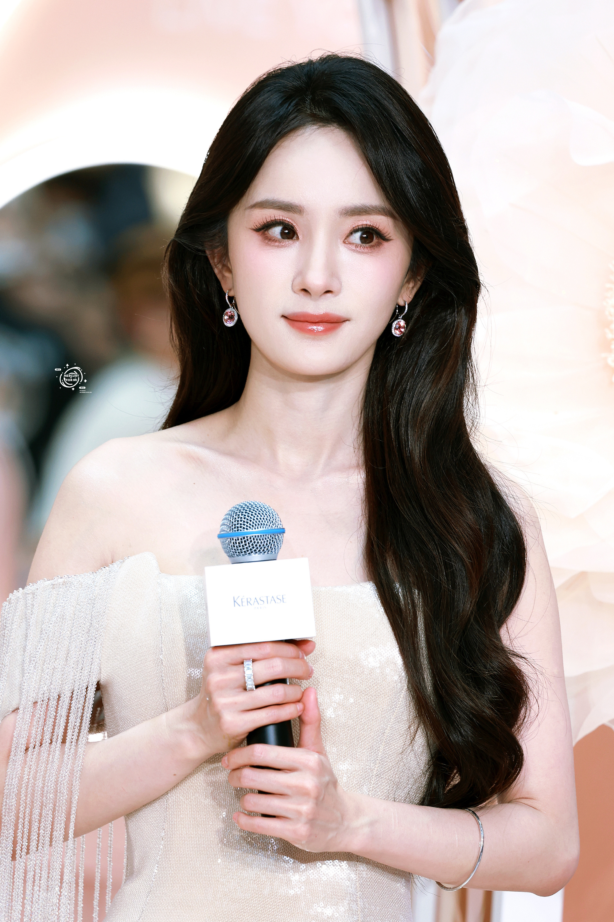 杨幂  ym杨幂冯湮儿 ym杨幂江山大同 我对你的爱就像百合花的花语一样 纯洁而