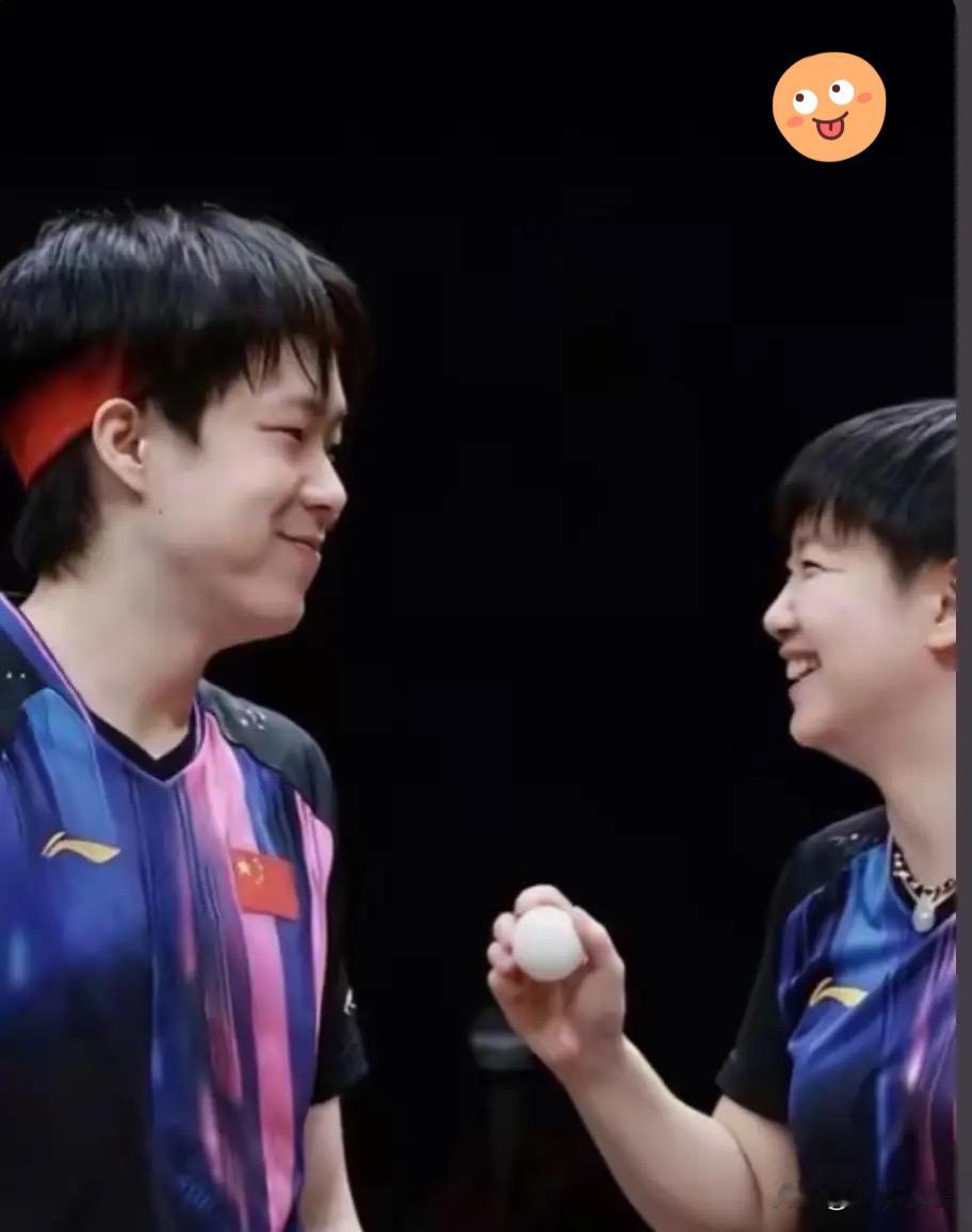 [笑]之前还有人跟我杠，说竞技体育不需要饭圈，只要球打得好就行

       