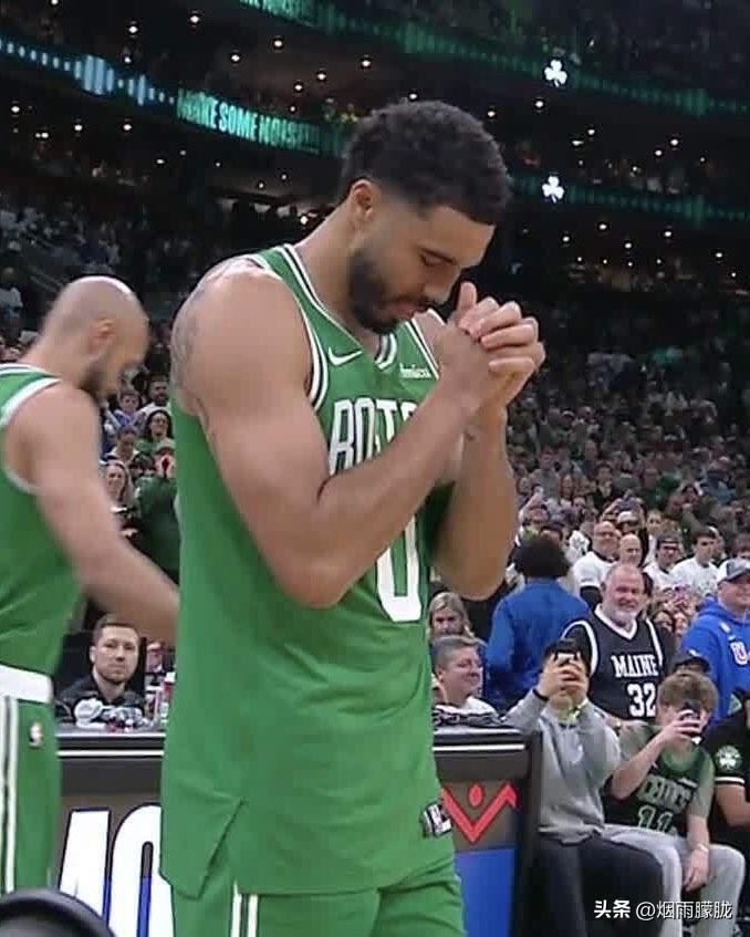 298天之后再次回归球场，塔图姆首秀完美！

在今天凯尔特人主场迎战独行侠的比赛