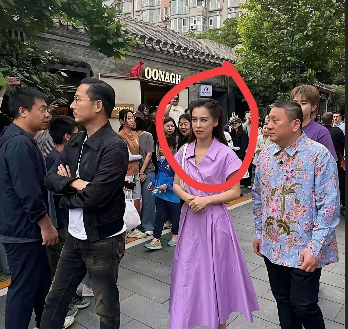 曾经的女神如今也老了