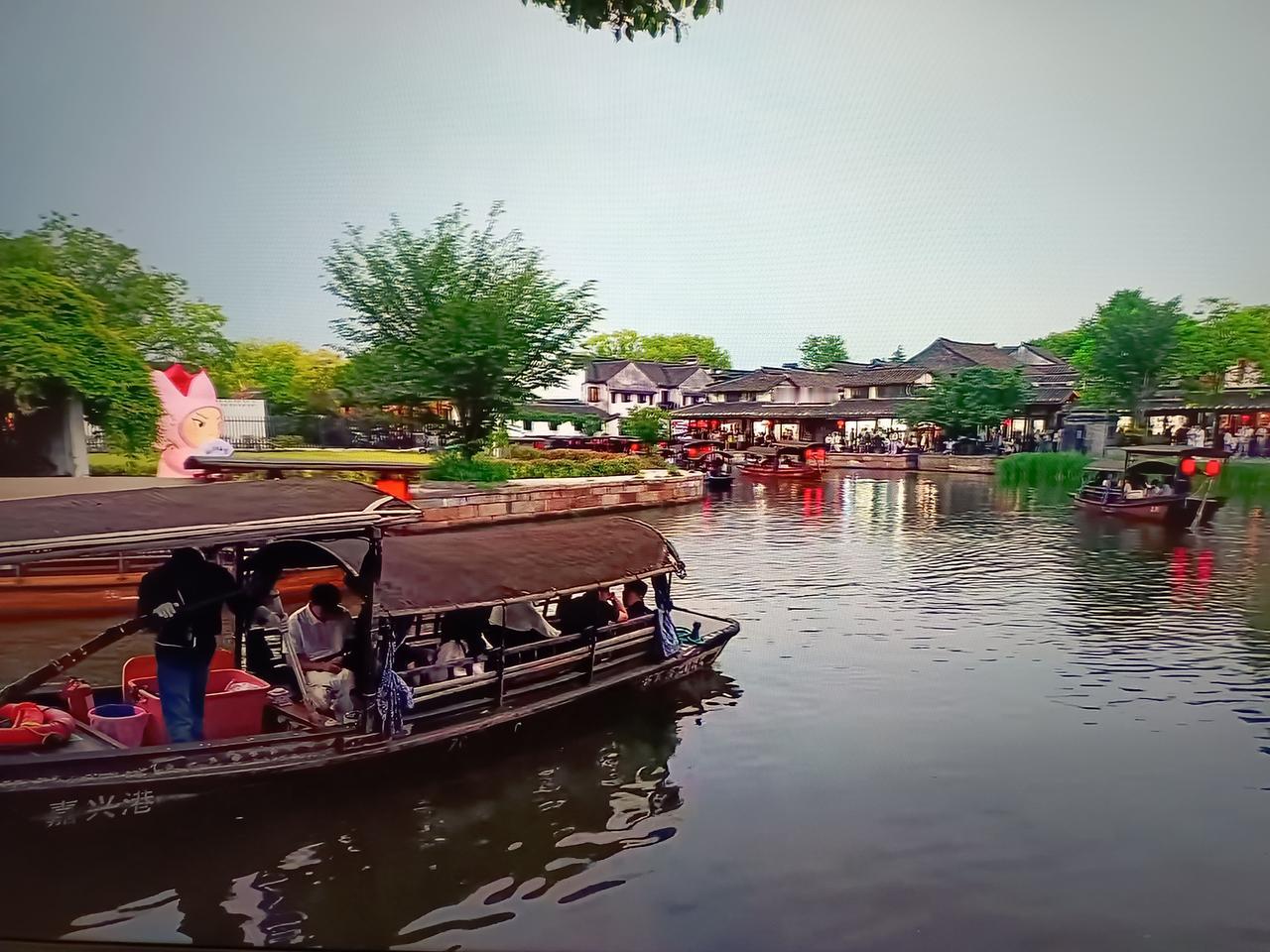 知道这是哪里吗？有没有去过的朋友？