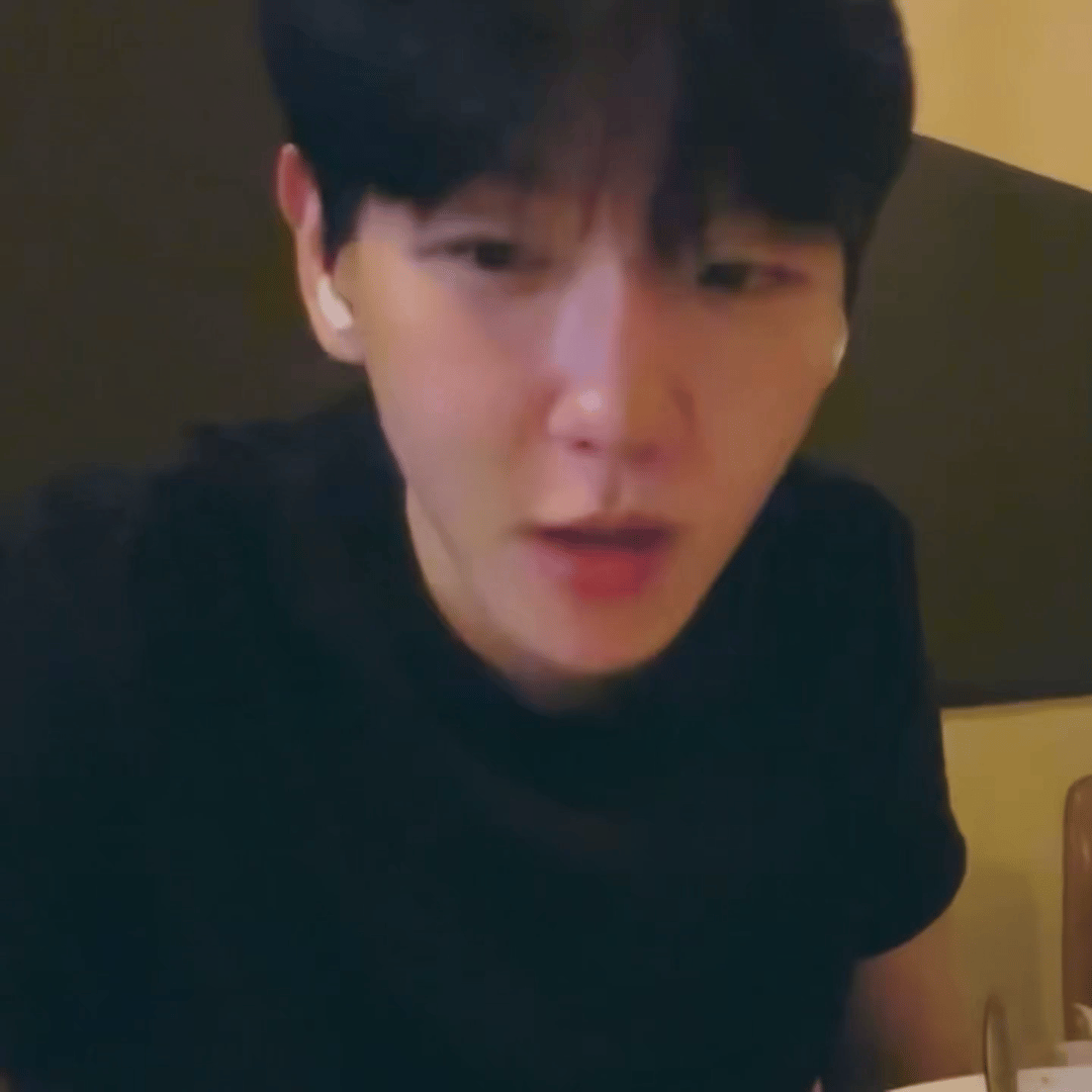 小猪🤧 ​​​