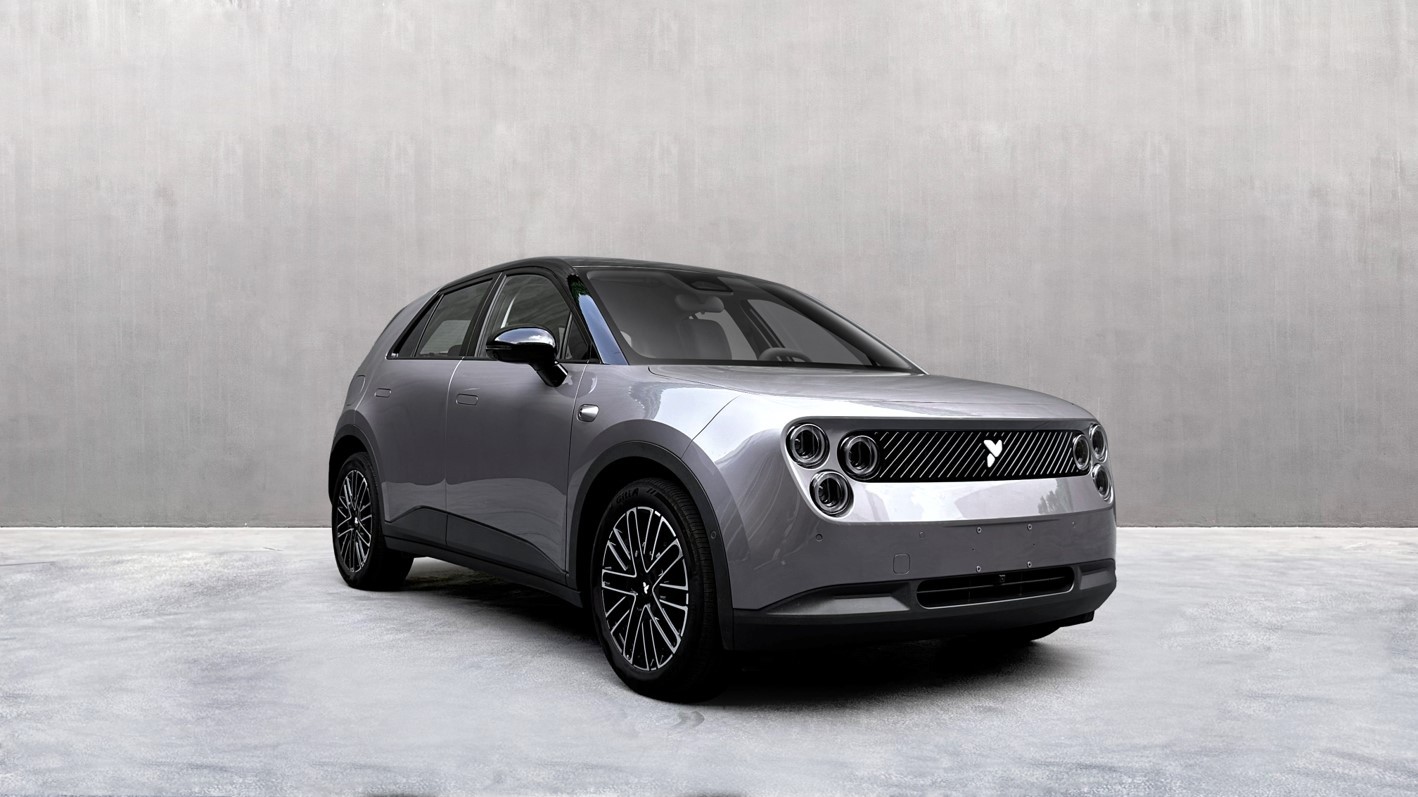 firefly萤火虫的最新申报：前后脸可以选择更细斜线的版本；拉力风格的轮毂多了