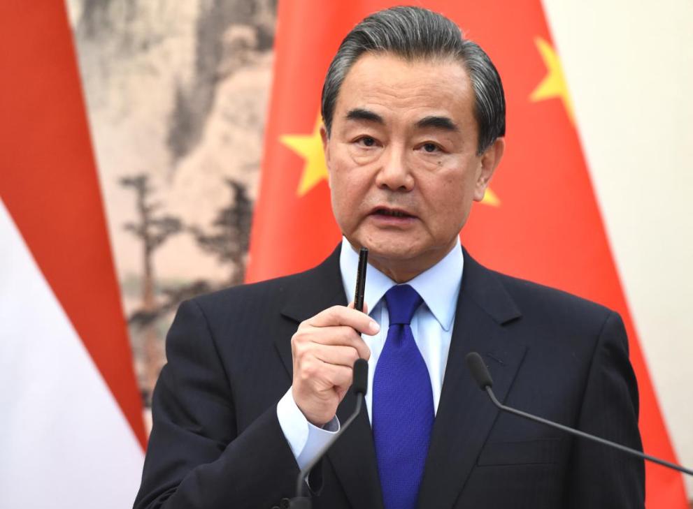 王毅谈当前南海地区局势：美国等势力唯恐南海不乱，在中菲之间挑动是非
南海问题，确
