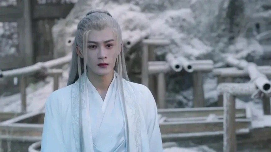 #相柳给小夭最高级的爱#相柳的爱，永远拿得出手，防风邶死了，完成了短暂陪伴小夭的