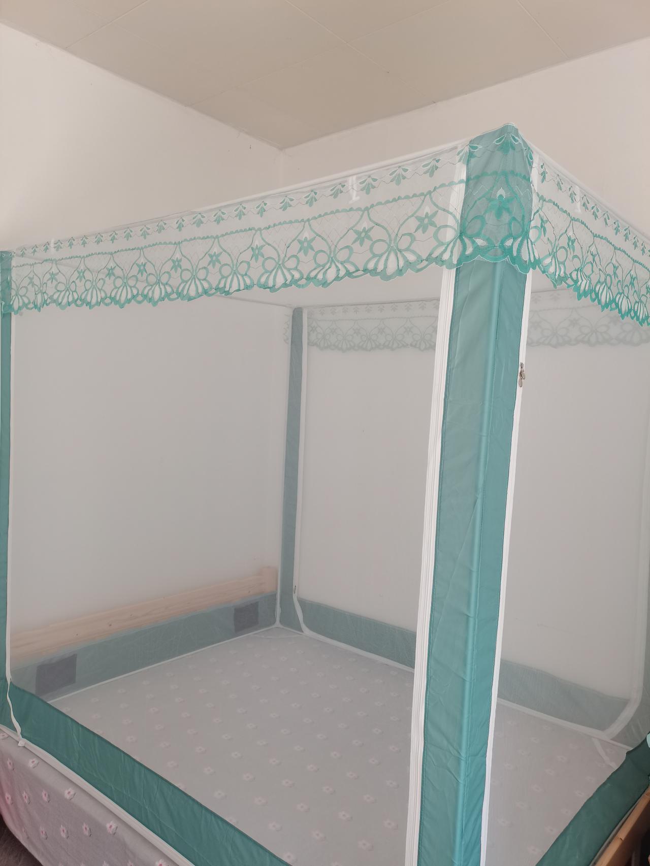 买退，再买，终于买到一顶合适的蚊帐。
第一次买的蚊帐规格不对，装完了就拆，拆完了