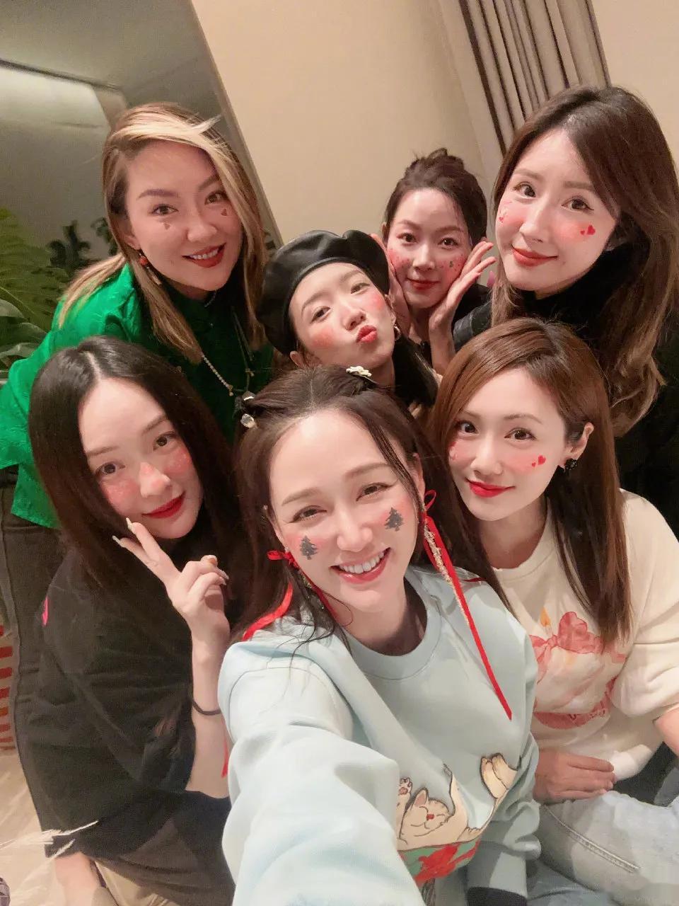 刘芸晒生日照，霍思燕、陈乔恩、孟美岐、方安娜参加刘芸的生日派对！