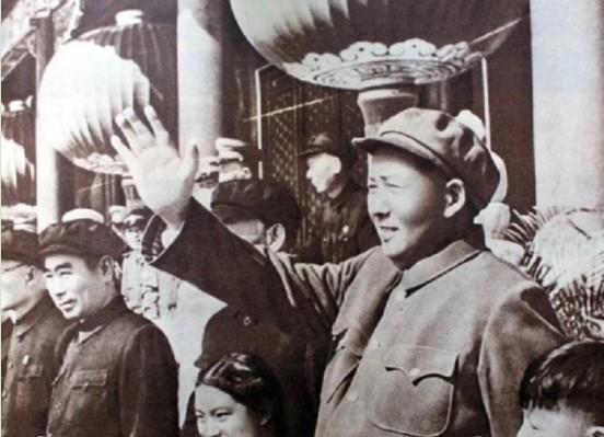 1966年，美国为了暗杀伟人，联合老蒋设计出了一个“美人计”，派出了一个培养了十