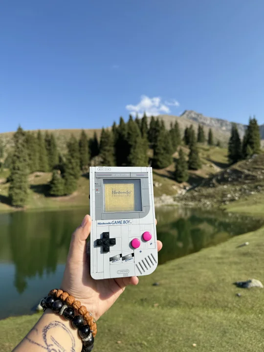 带着gameboy游戏机去旅行