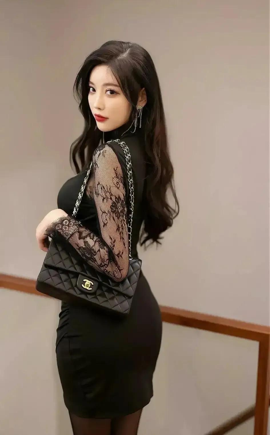 时尚美女，杨晨晨，各种黑衣展示，身材太火辣