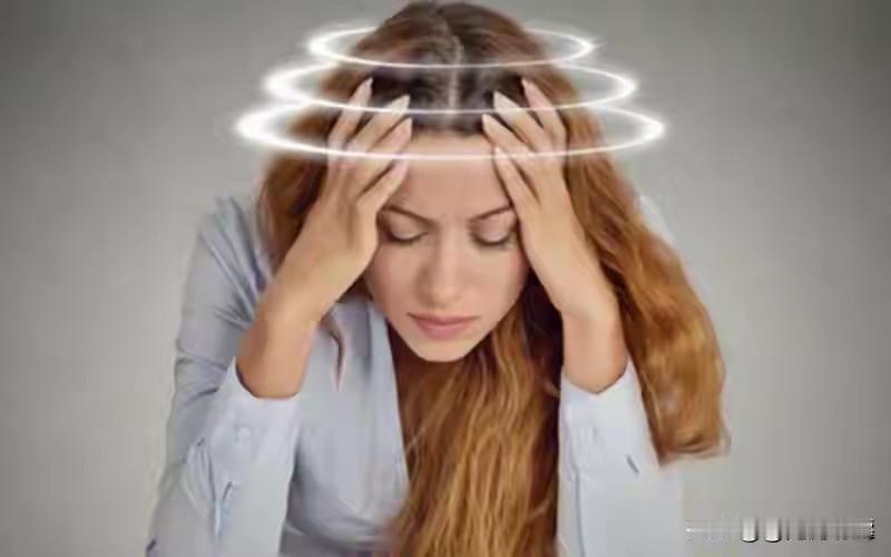 清旋丸适用人群
 
一、适用人群
肝火旺、痰热重的人：头晕目眩、头胀头痛
​伴有