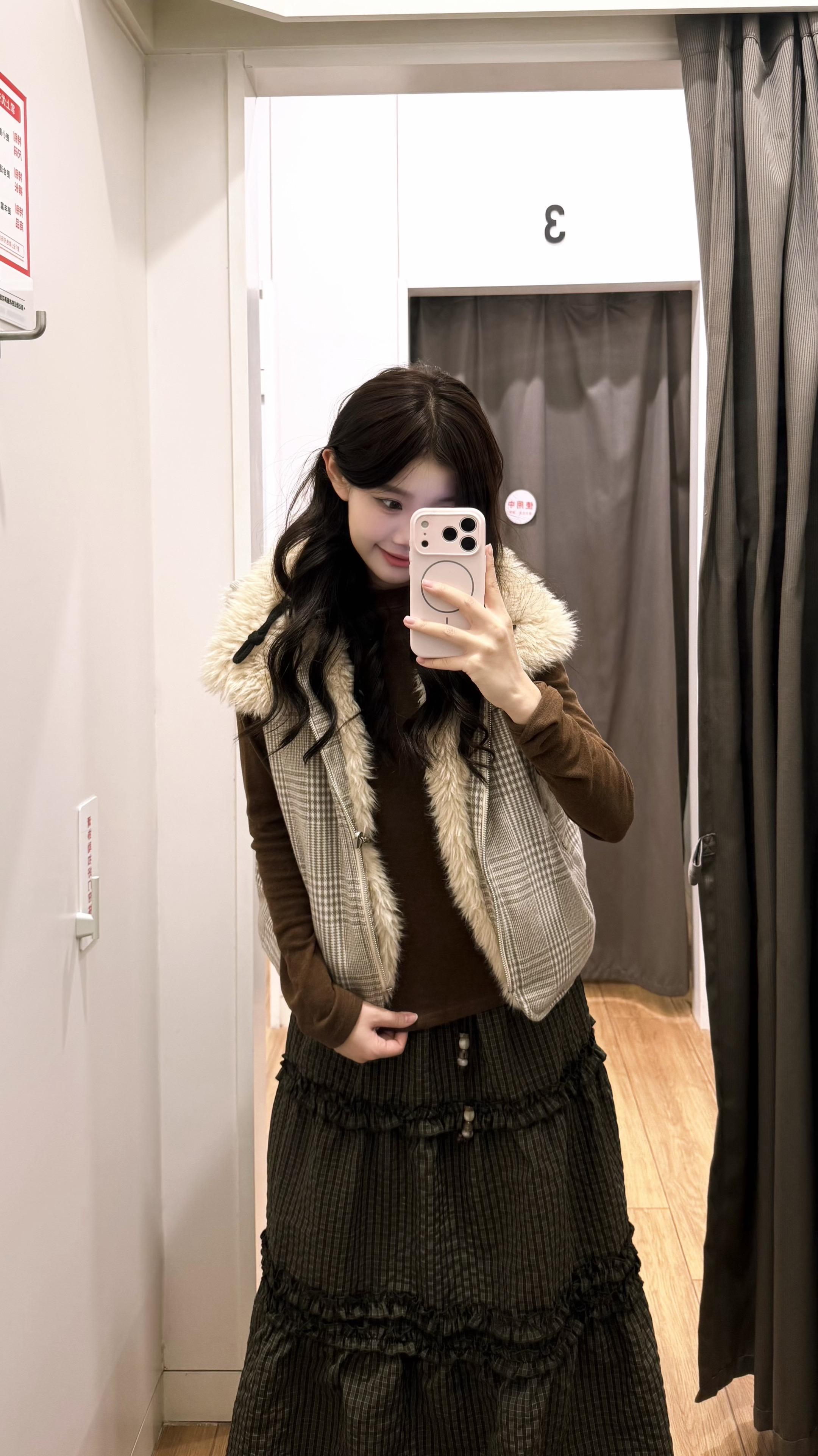 正是因为世界上没有什么东西是永恒的  所以要更加珍惜此刻的瞬间