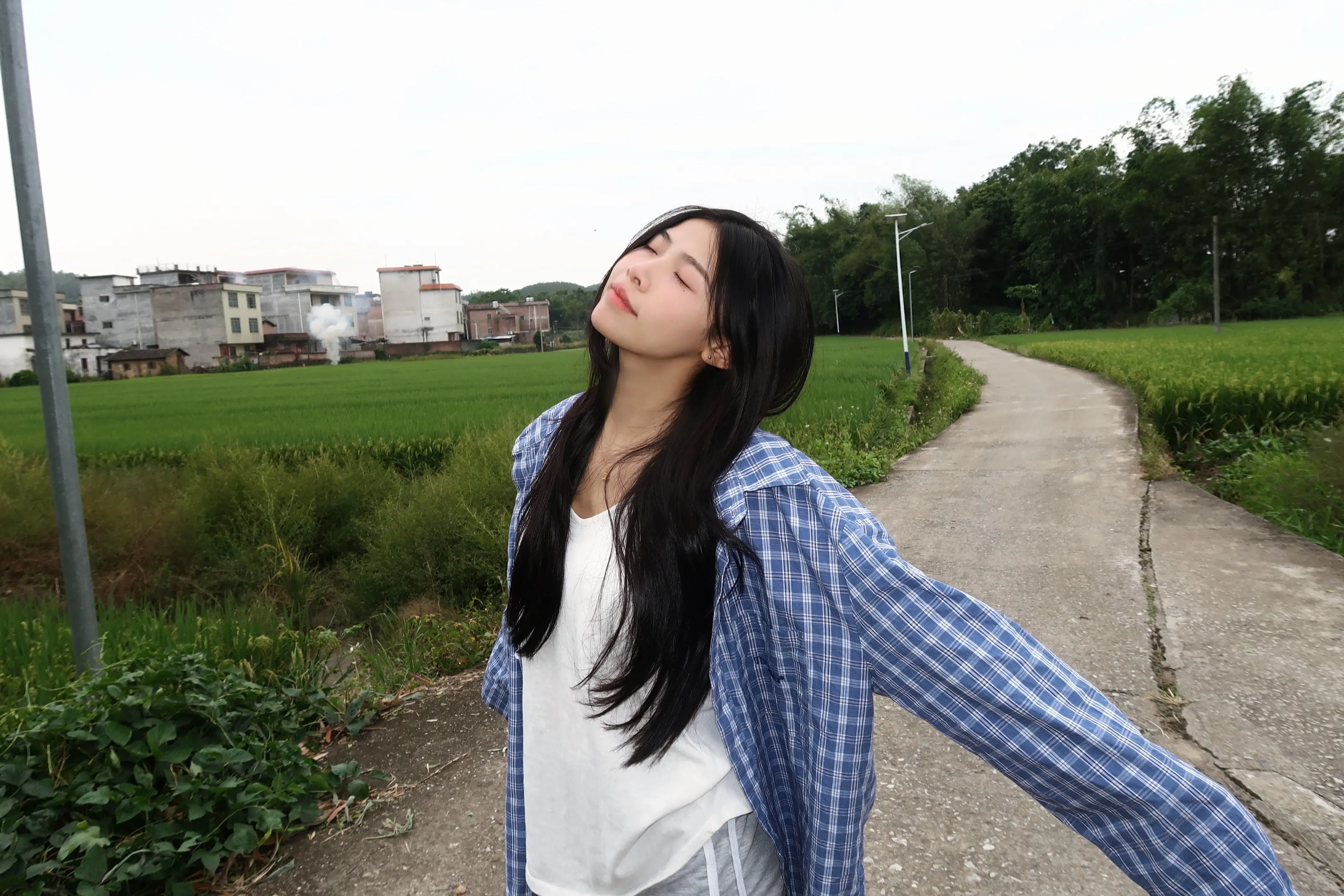 这是一条去外公家的小路