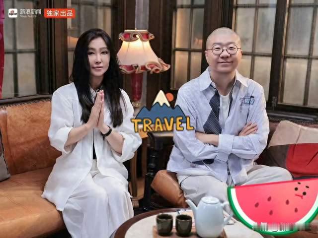 息影22年，王祖贤亲口否认复出，却用AI分身和艾灸馆杀回公众视野